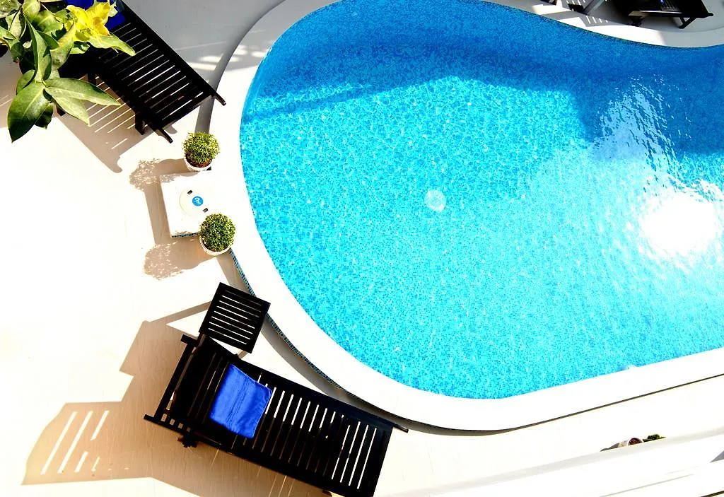 1001 Nights Hotel ファンティエット